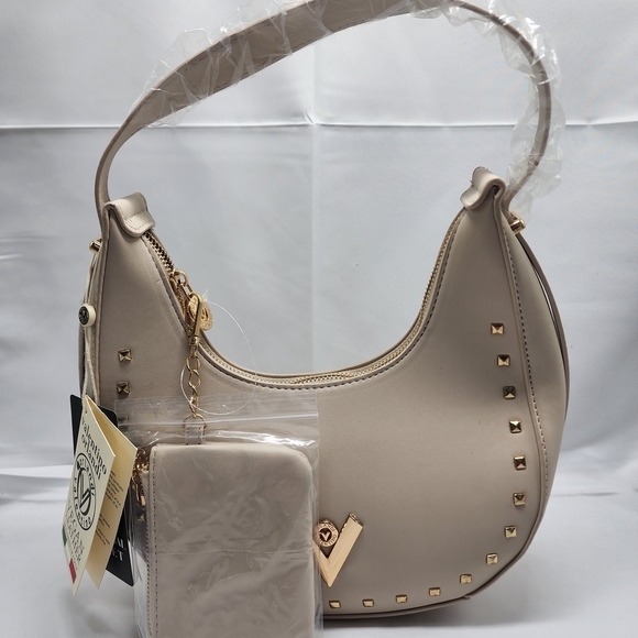 Valentino Orlandi Handbags - Valentino Orlandi Cream Shoulder Bag with Gold Accents